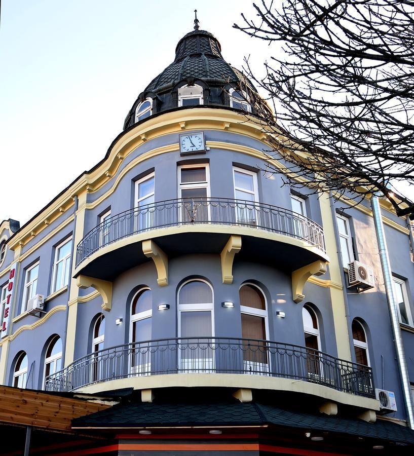 Hotel Cascade Pleven Exterior photo